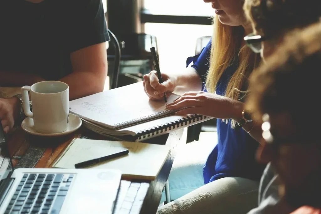 pós-graduação EAD e mercado de trabalho